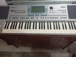 Teclado Korg PA50