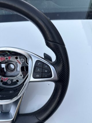 Volante Mercedes Achatado