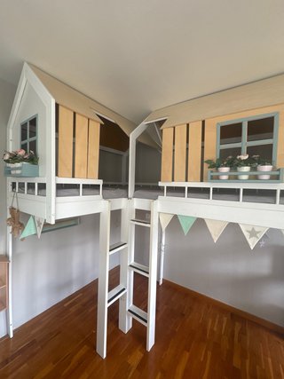 Camas Montessori tipo casa habitacion niñas