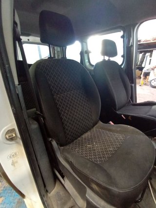 ASIENTO DELANTERO DERECHO Renault Kangoo I (F/KC0)(2003->)
