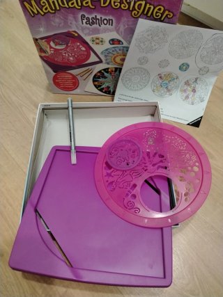 Juego infantil Mandala y puzzle de imán princesas