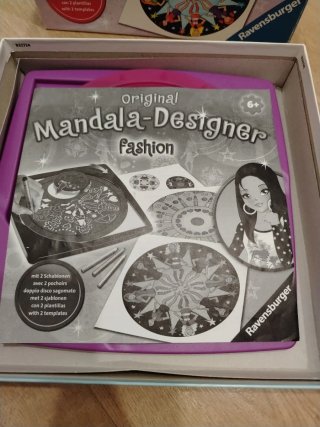 Juego infantil Mandala y puzzle de imán princesas
