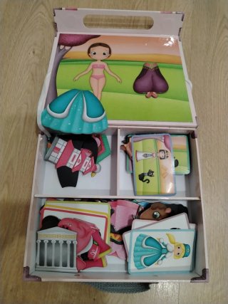 Juego infantil Mandala y puzzle de imán princesas