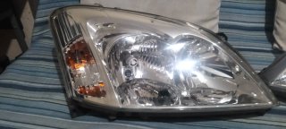 Pareja Faros Toyota Corolla 2001-2004
