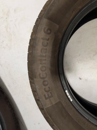 Continental 215/65 R17 99V Neumático