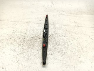EMBELLECEDOR SALPICADERO BMW SERIE 1 COUPE (E82)