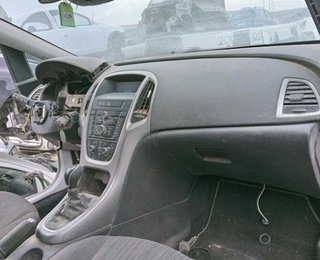 Opel guantera astra j berlina j lim. cosmo 343068