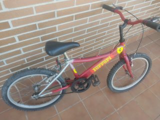 Bicicleta Infantil Roja Red Bull