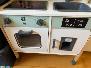 Cocina de juguete de madera