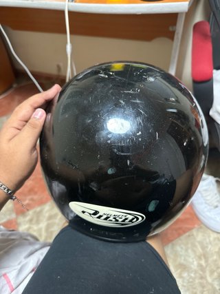 Casco de moto negro