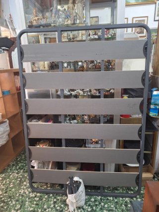 Somier 135x190cm con 6 patas