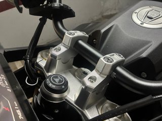 Voge 900 DSX Black Night