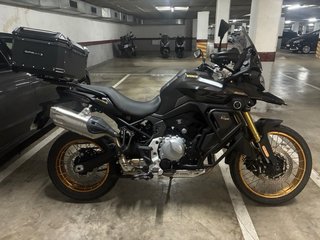 Voge 900 DSX Black Night