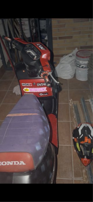 Honda scoopy 2000 s