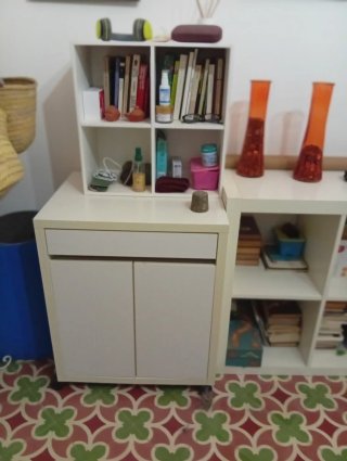 Mueble auxiliar blanco