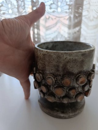 Pieza decorativa de cerámica