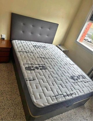 Canapé Wengue y Colchon 150x190 EN OFERTA