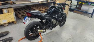 Yamaha XJ6 Negra