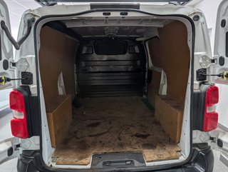 Peugeot Expert 2021