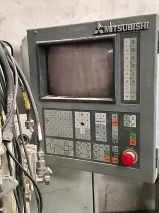 MAQUINA MITSUBISHI