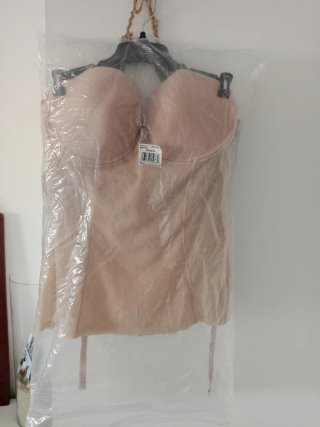 Camiseta reductora con sujetador interior