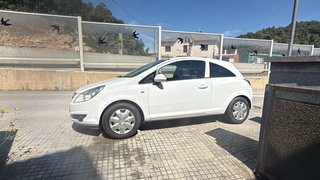 Opel Corsa 2008 pegatina B
