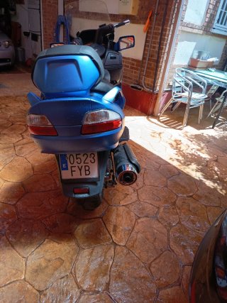 Suzuki Burgman 650 Executive Azul