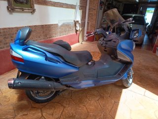 Suzuki Burgman 650 Executive Azul