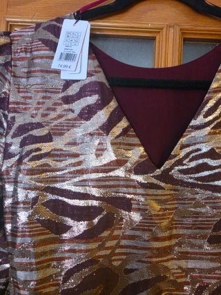 Vestido corto Naf Naf jacquard brillo