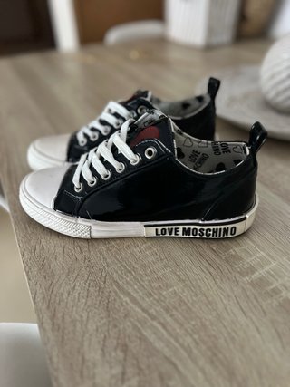 Sneakers Love Moschino Nere e Bianche