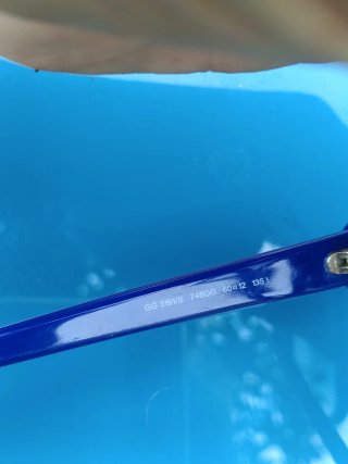 Occhiali da sole Gucci blu e viola