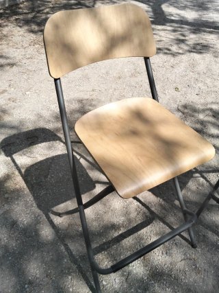 Taburetes altos plegables madera y metal