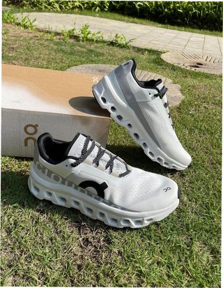 Zapatillas On Cloudmonster Blancas Talla 39