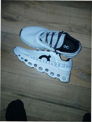 Zapatillas On Cloudmonster Blancas Talla 43