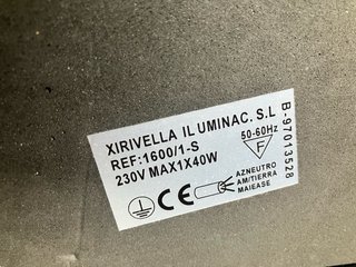 Lámpara de mesa