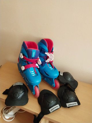 Pattini per bambini Taglia 28-30, con protezioni.
