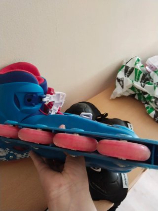 Pattini per bambini Taglia 28-30, con protezioni.