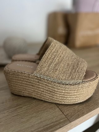 Sandalias cuña esparto
