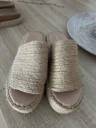 Sandalias cuña esparto