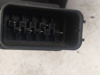 CERRADURA PUERTA DELANTERA IZQUIERDA FORD FOCUS BERLINA (CAP) Ambiente (D)