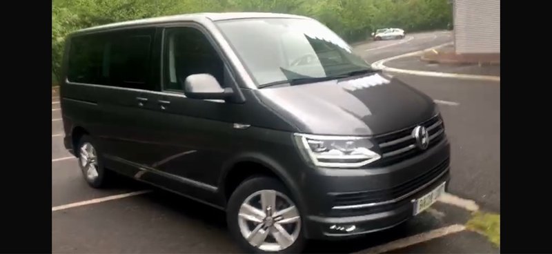 Volkswagen Multivan 2017 - foto 1