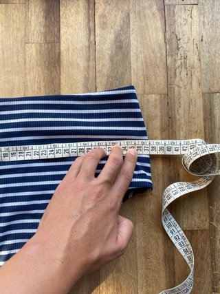 Costume 2 pezzi taglia M nuovo