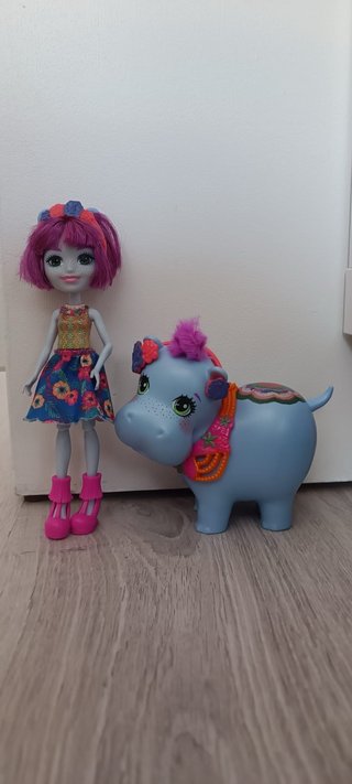 Muñeca EnchanTimals Hipopótamo