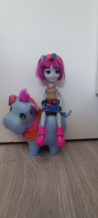 Muñeca EnchanTimals Hipopótamo