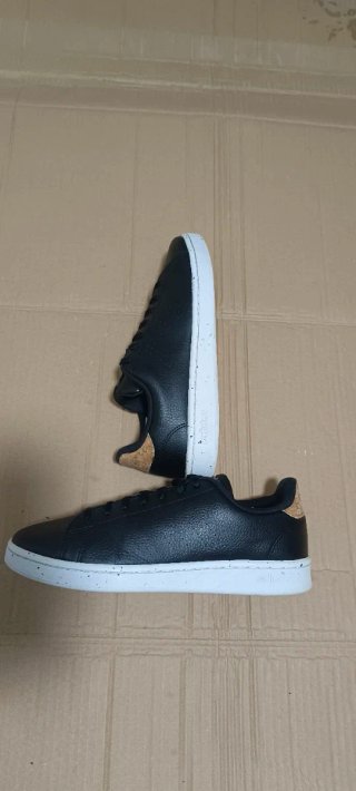 Zapatillas Adidas Negras y Blancas Originales