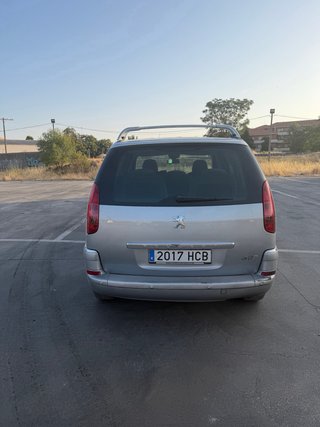Peugeot 807 2011