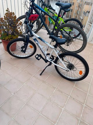 Bicicleta infantil Rockrider nueva