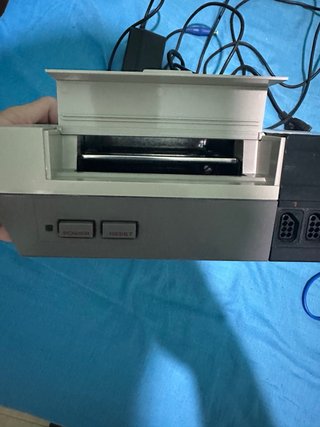 Nintendo NES Pal con 3 mandos cable de tv y fuente