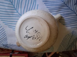 Brocca in ceramica decorata