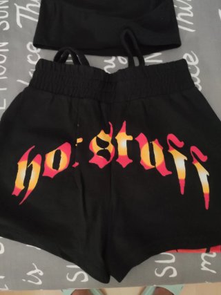 Conjunto Top y Shorts Hot Stuff